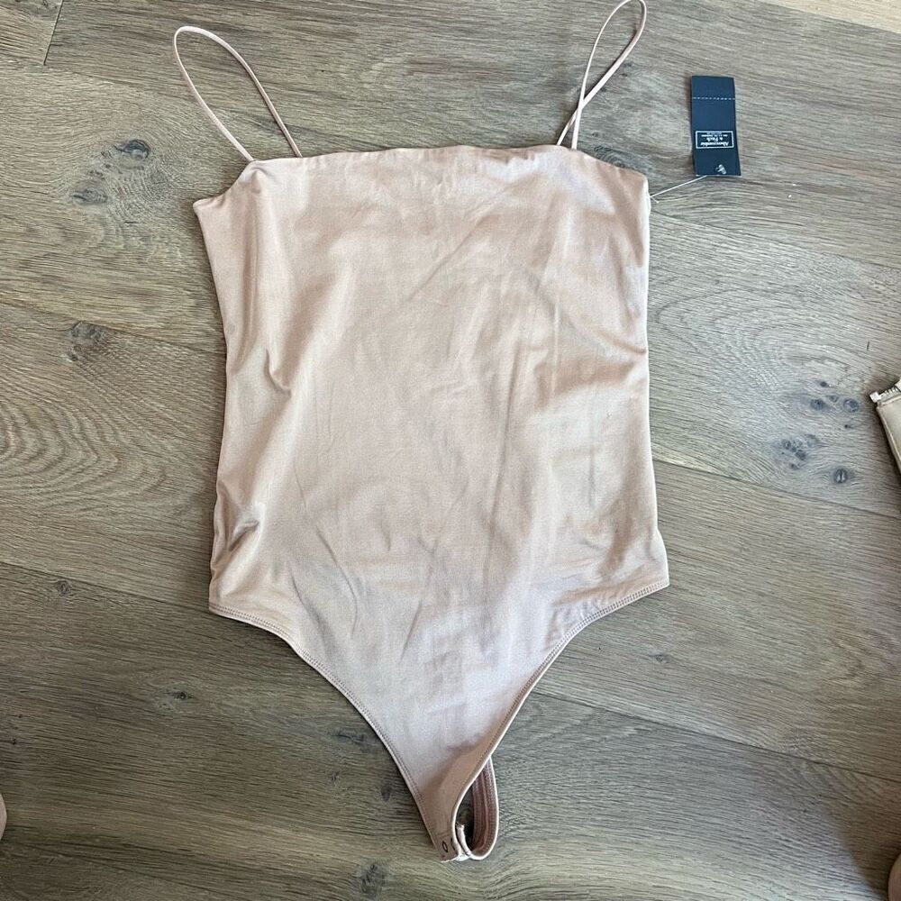 NWT Abercrombie & Fitch Womens Pink Spaghetti Strap Sleeveless Bodysuit Medium